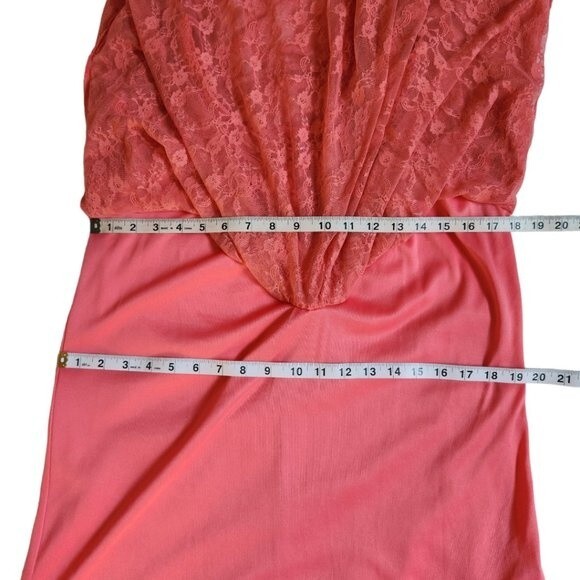 V Cristina flutter sleeve floral print lace overlay top sz M - Picture 10 of 12